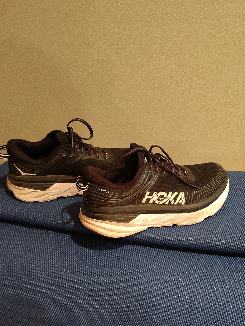 SALE Closet Closes May 17! Women's Hoka Bondi 7 Size 8.5 D (Wide) - Picture 1 of 8
